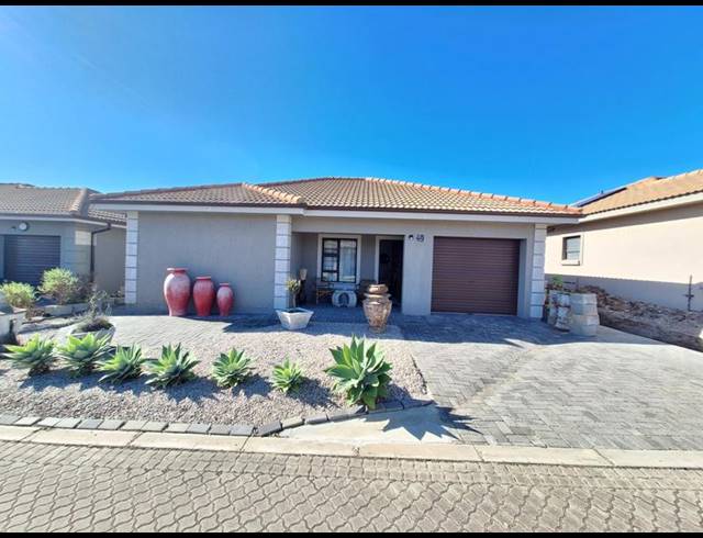 2 BEDROOM TOWNHOUSE FOR SALE IN DANA BAY